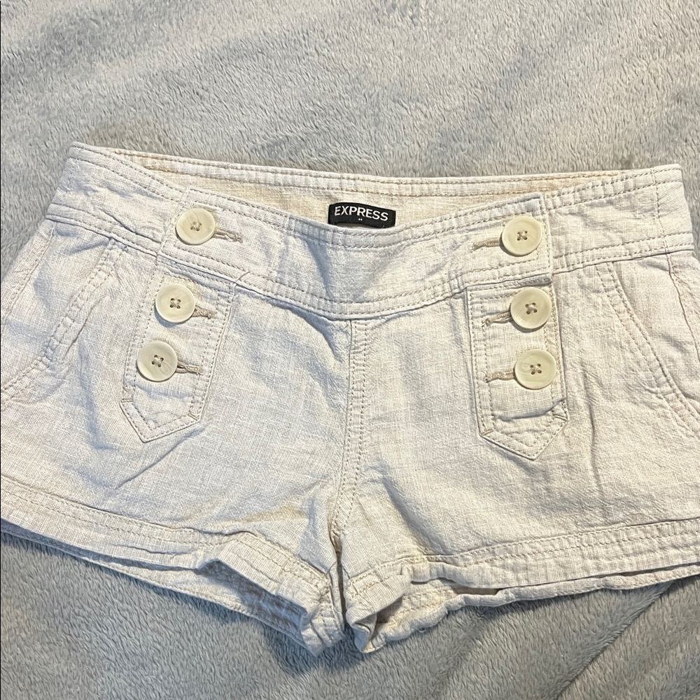Express Women's Dress Cream Shorts Sz 0